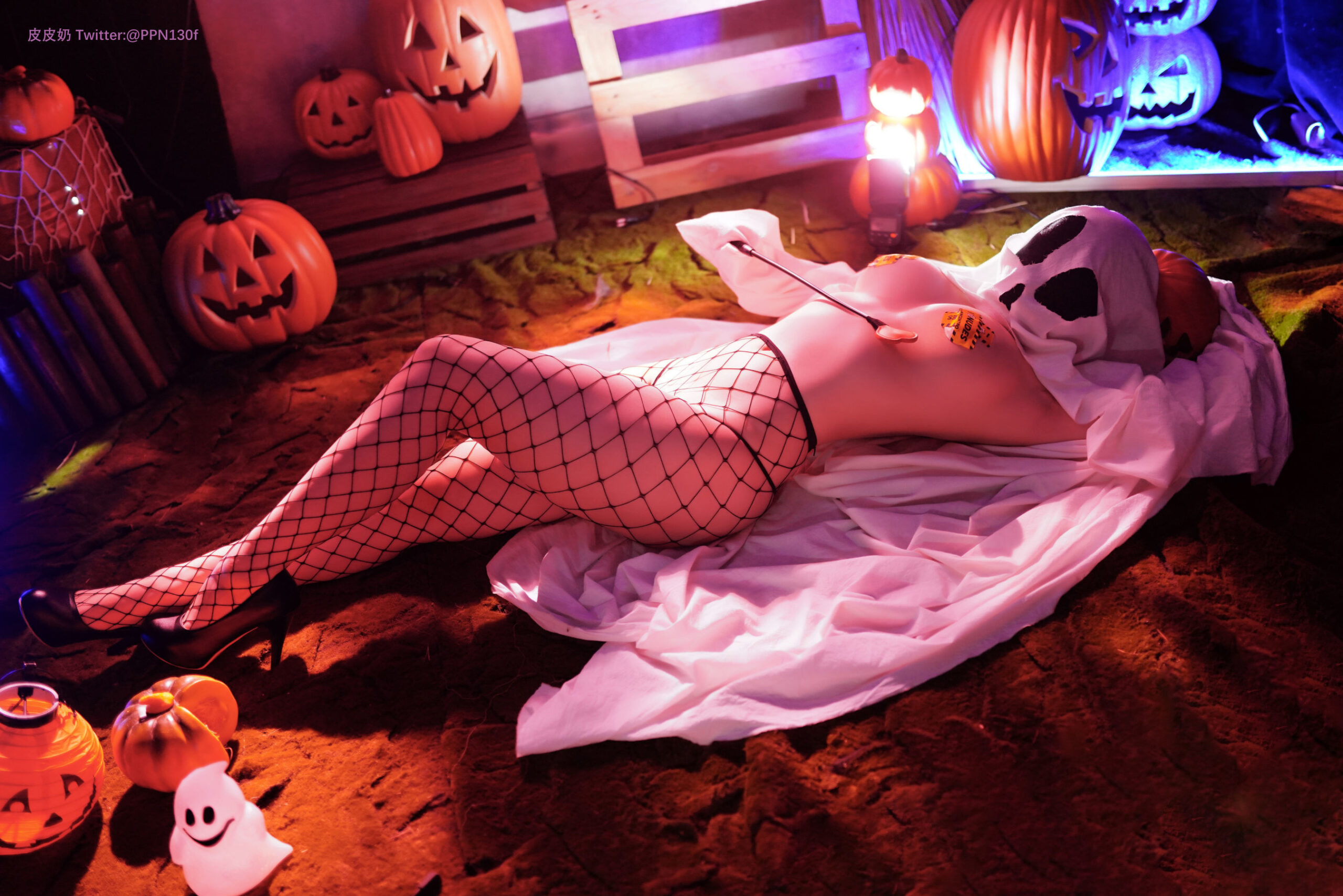 Pipinai Halloween Ghost Cosplay_0007_Layer 61